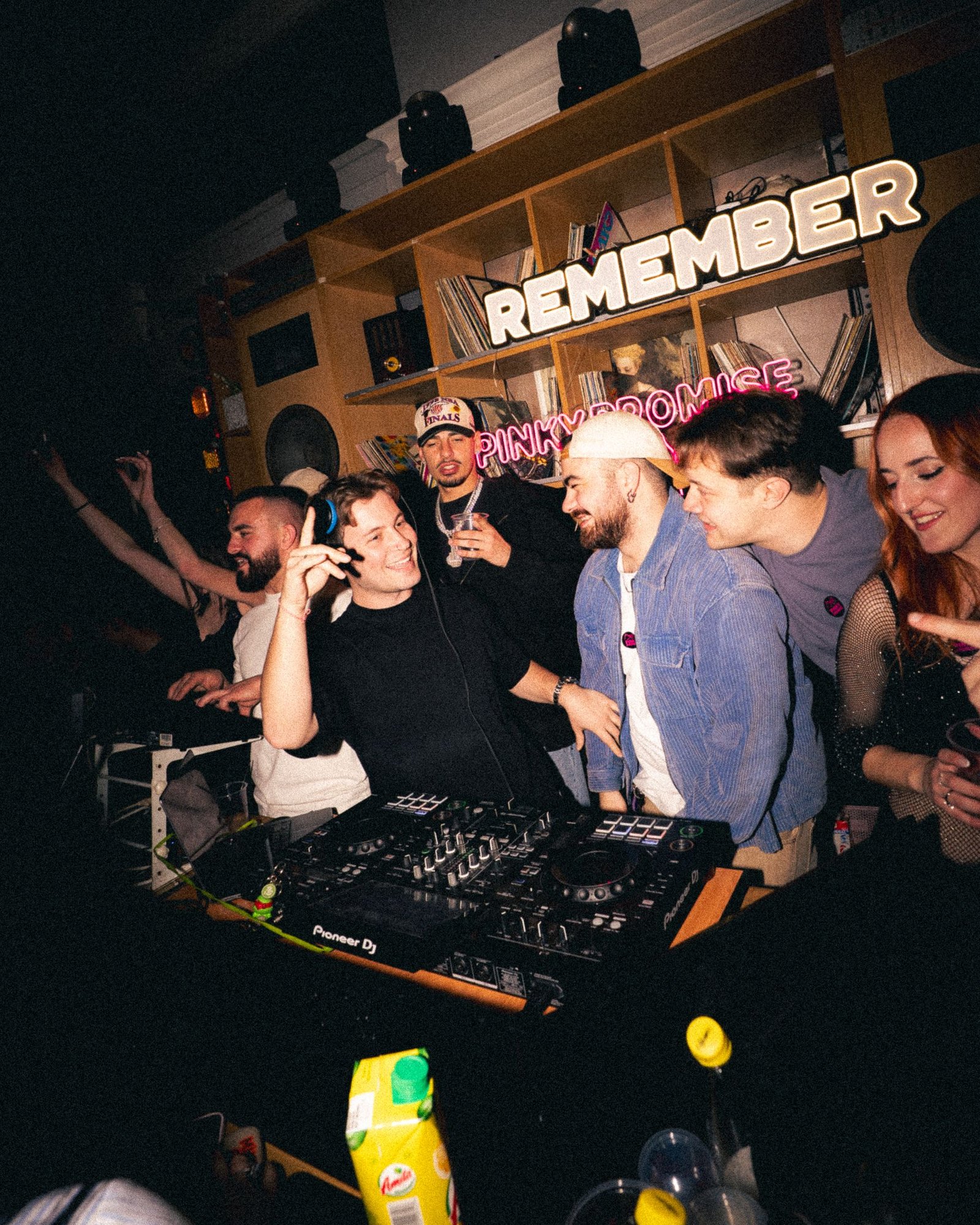 Dimitris with the crowd behind the decks